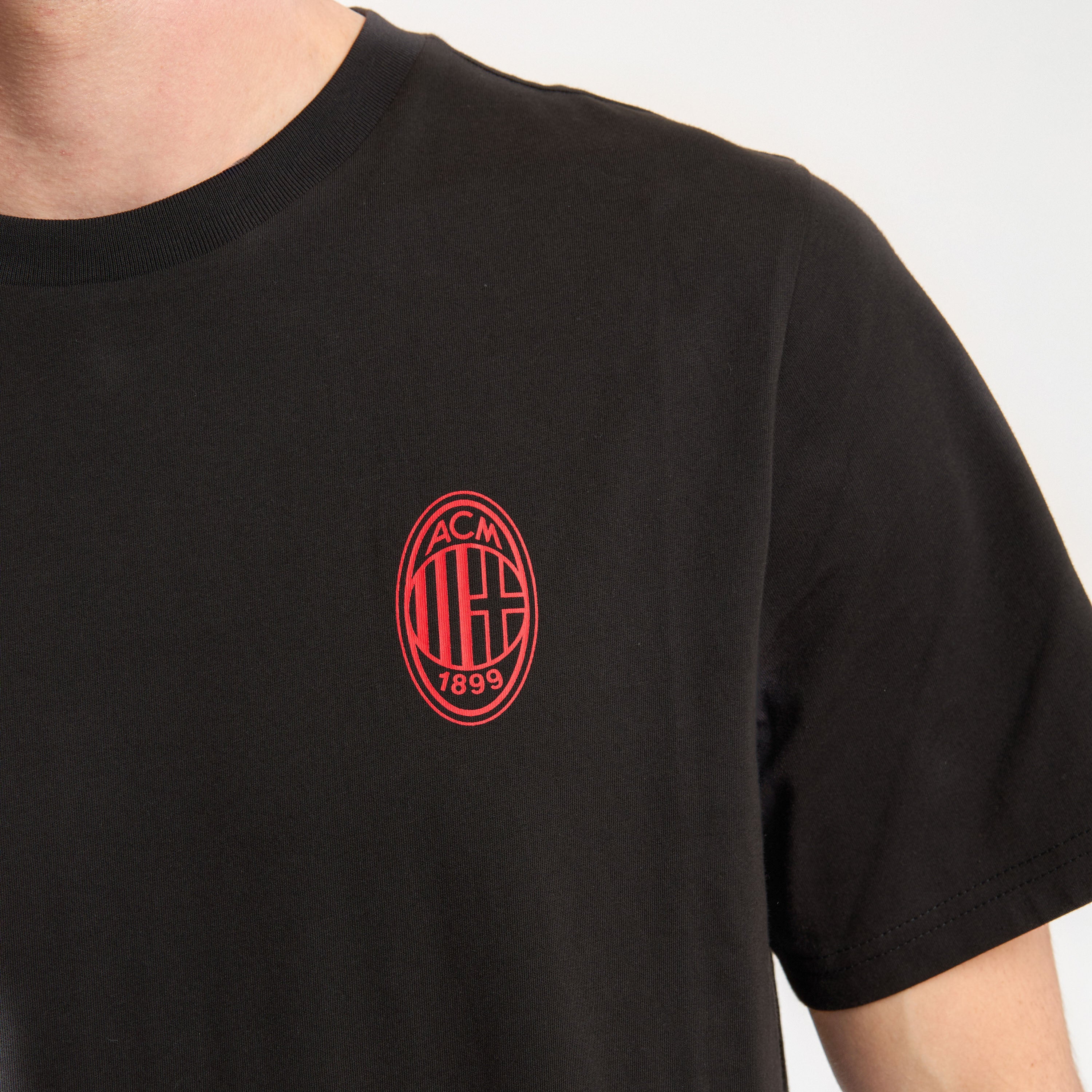 T-SHIRT NERA MILAN ESSENTIAL - Image 7