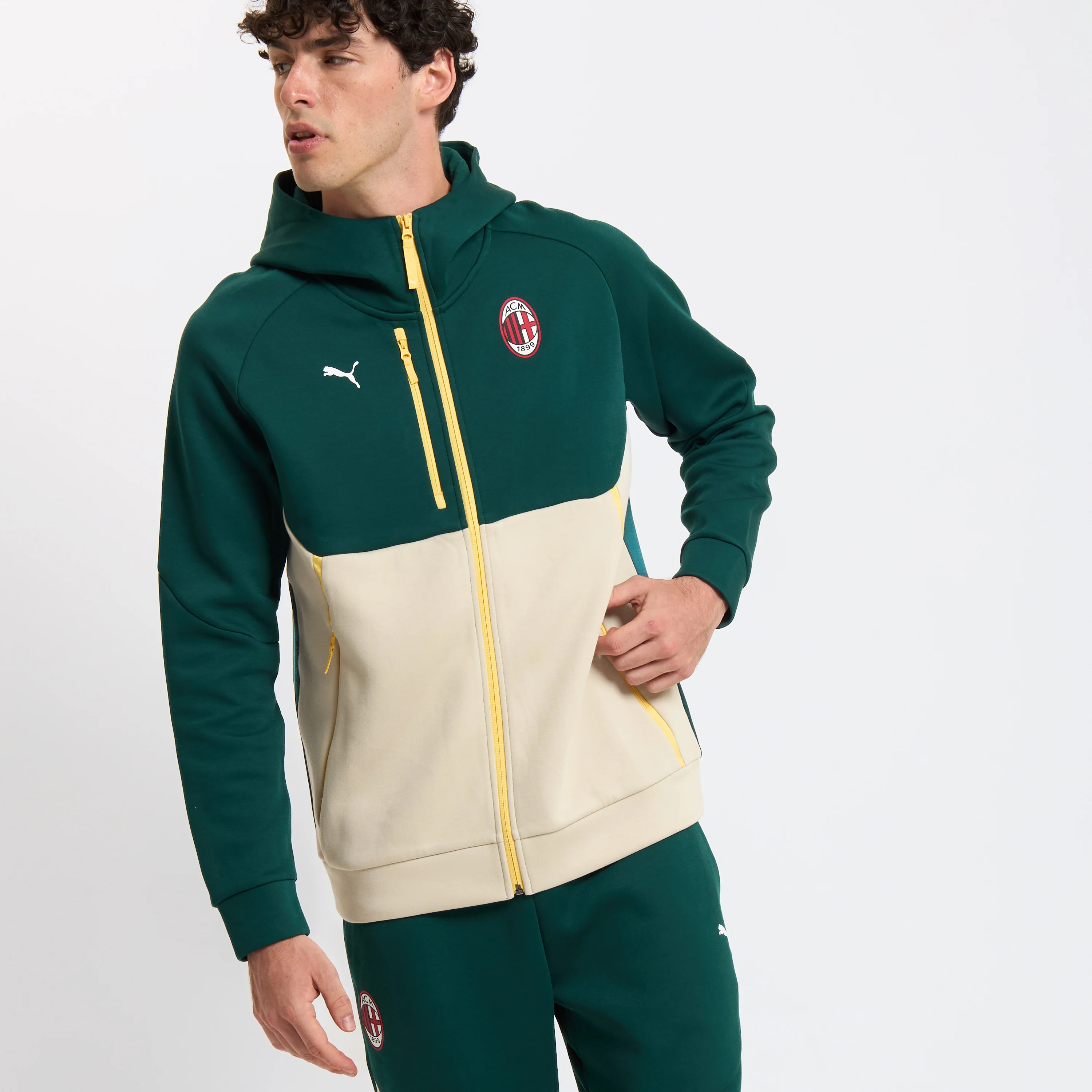 FELPA VERDE MILAN PUMATECH 2025/26 CON ZIP E CAPPUCCIO - Image 6