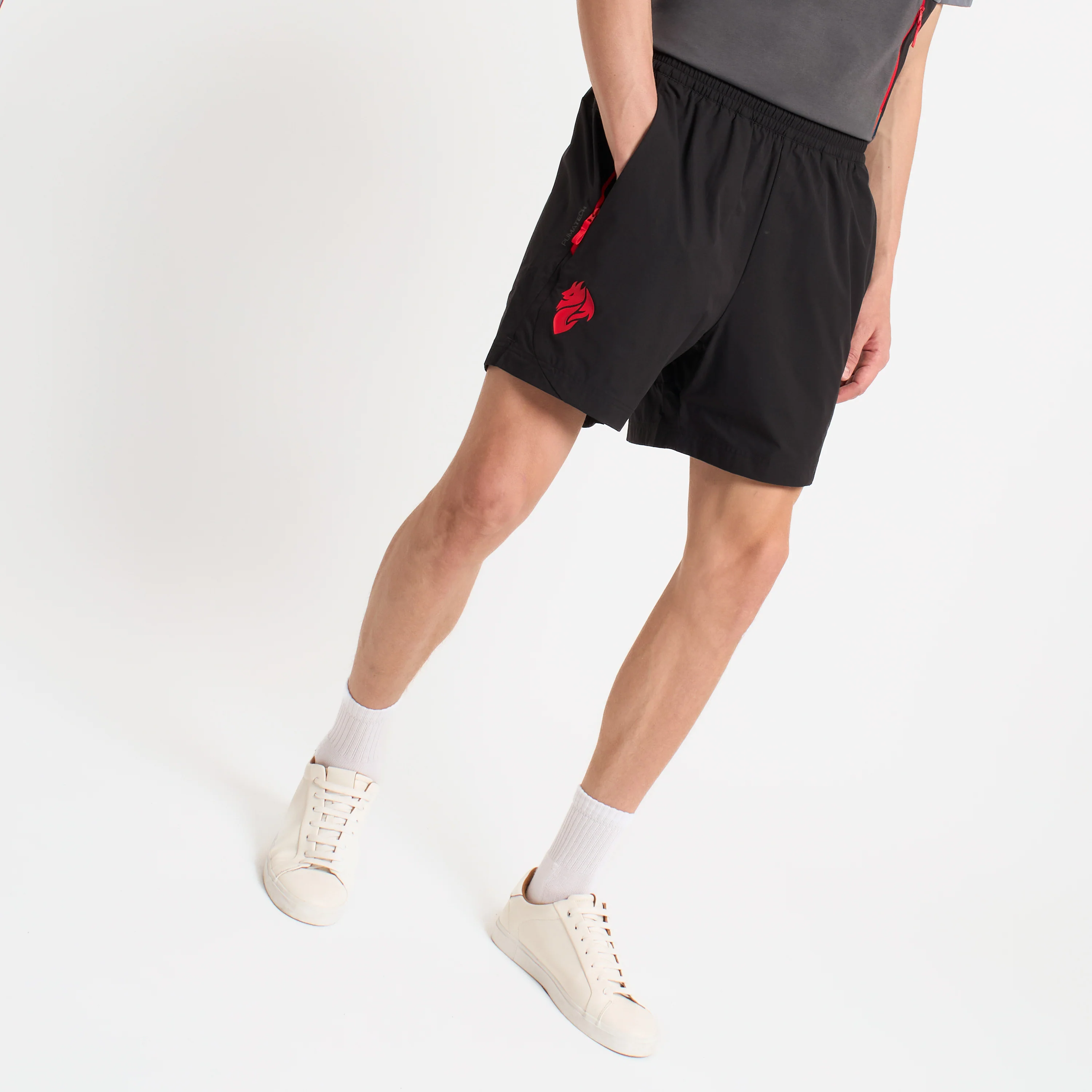 PANTALONCINI NERI MILAN PUMATECH 2025/26 CON TASCHE - Image 3
